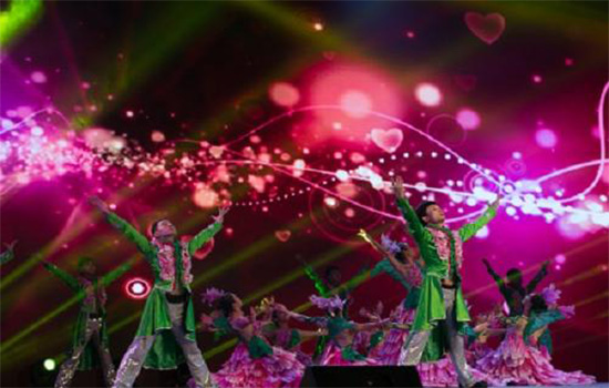 ���c����