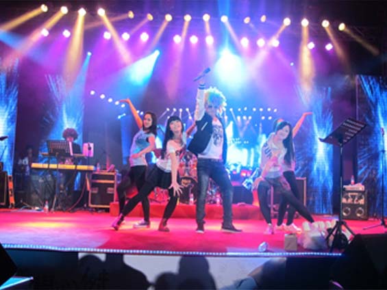 ��Ӱ�Ļ�ʩ���F��